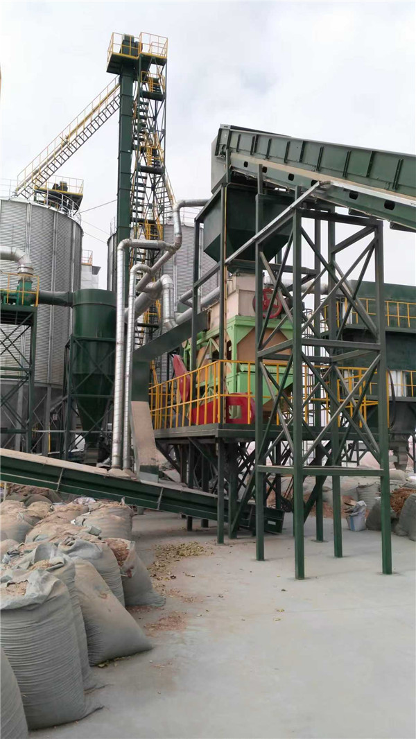 Ugood Corn Seeds Threshing Machines Exported to CP Seeds Company(pic2)